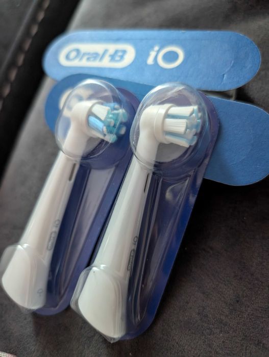 Rezerve 12 bucati cap periuta electrica OralB iO9, iO10, iO8, iO7, iO6