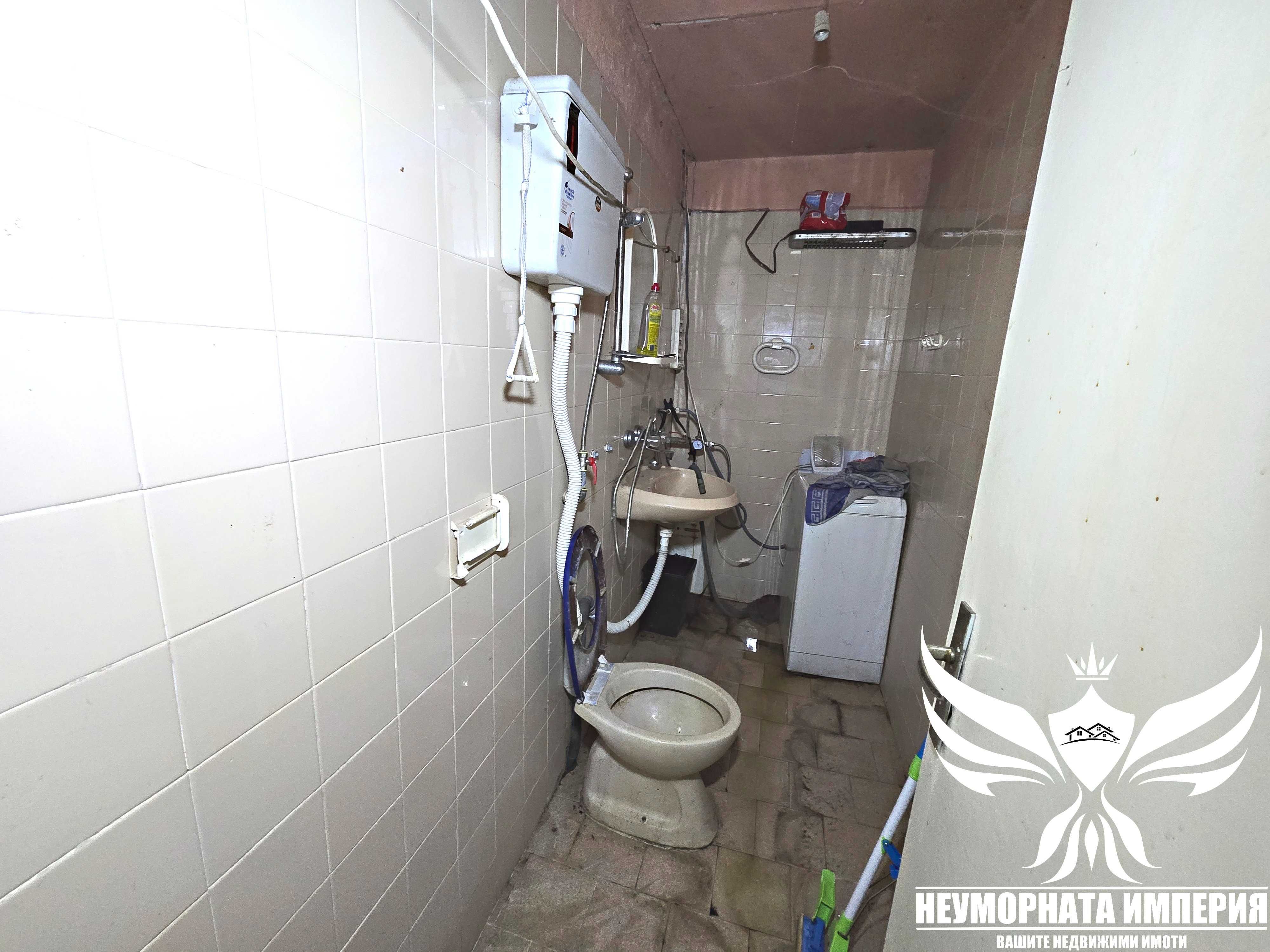Промишлено помещение(склад, цех) 1050РЗП с парцел 3040кв. в Асеновград