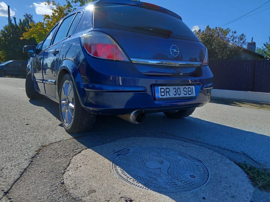 Opel Astra H 2.0T