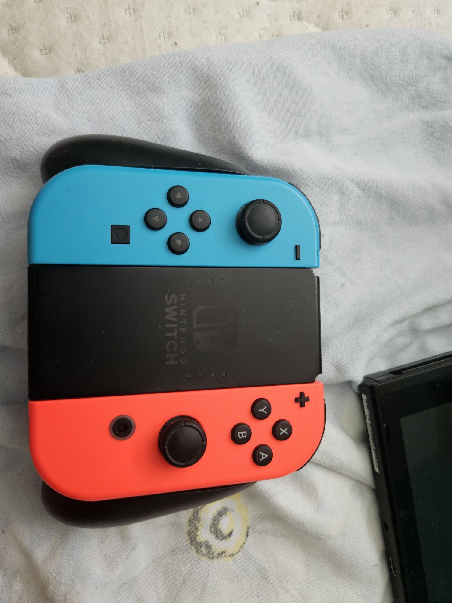 Спешноо!!Nintendo switch перфектно състояние