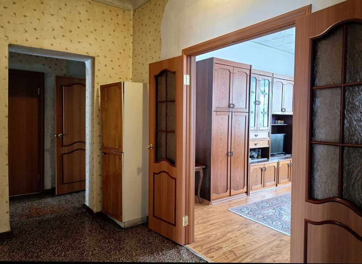 3-комнатная квартира, 82.1 м², 2/2 этаж, Гоголя 10