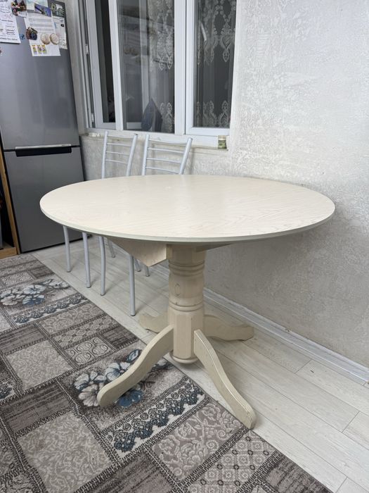 стол круглая продам