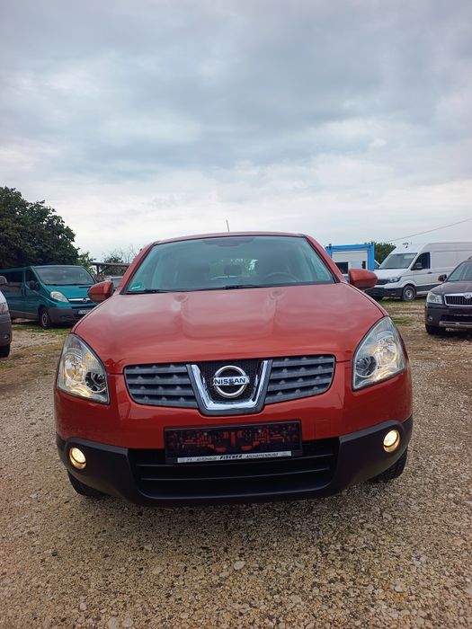 Nissan Qashqai 2.0 benzin