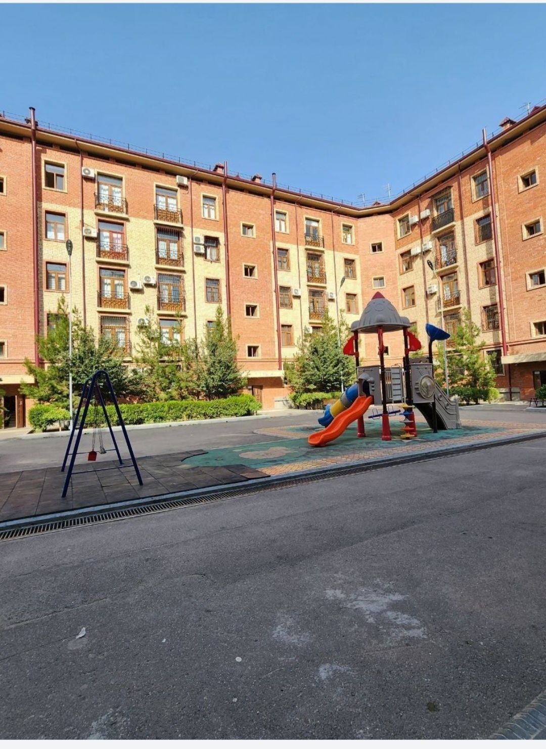 Sergeli Golden house