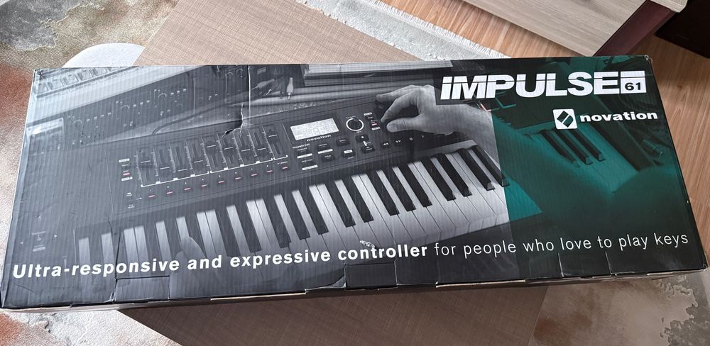 De vânzare claviatură midi NOVATION IMPULSE 61