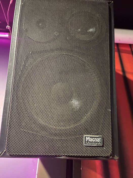 Продавам - Тонколони Magnat Monitor A + стойки