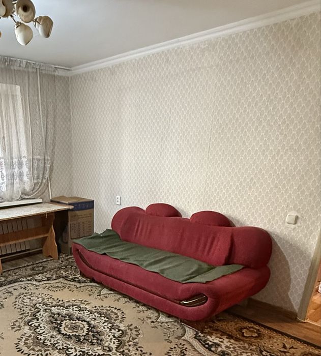 Продам диван срочно