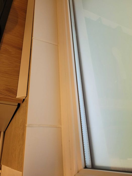 Faianta ingusta 23,3x7,5x0,75, alba