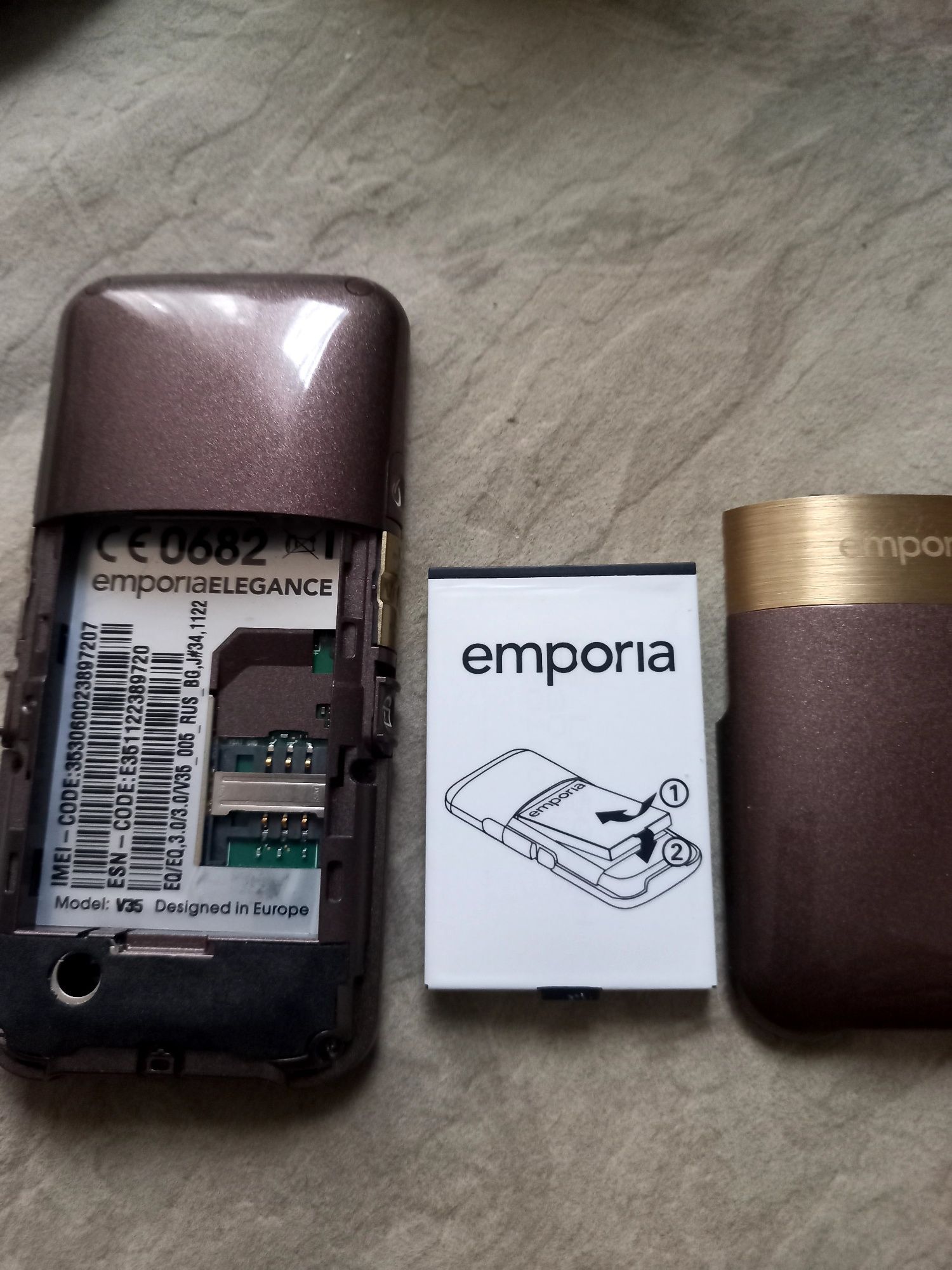 Emporio V35 telefon mobil