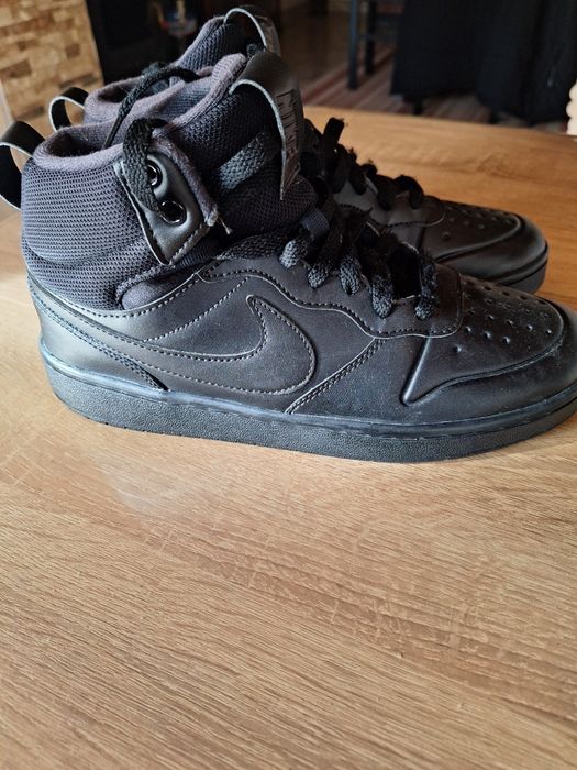 Дамски кецове Nike