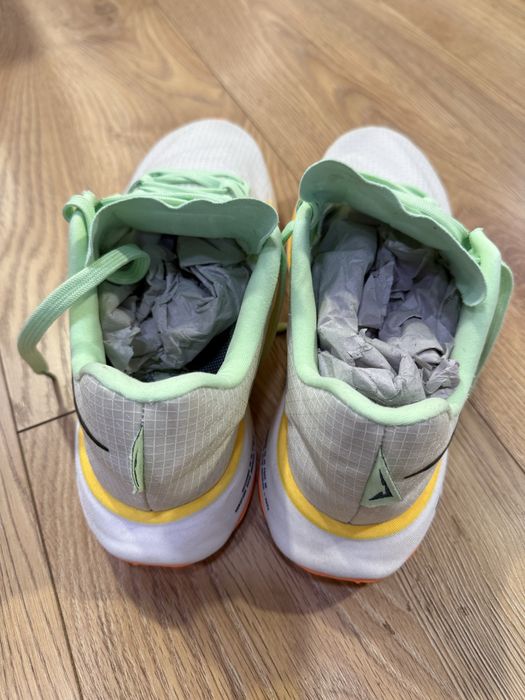 Nike ZOOMX -номер 42