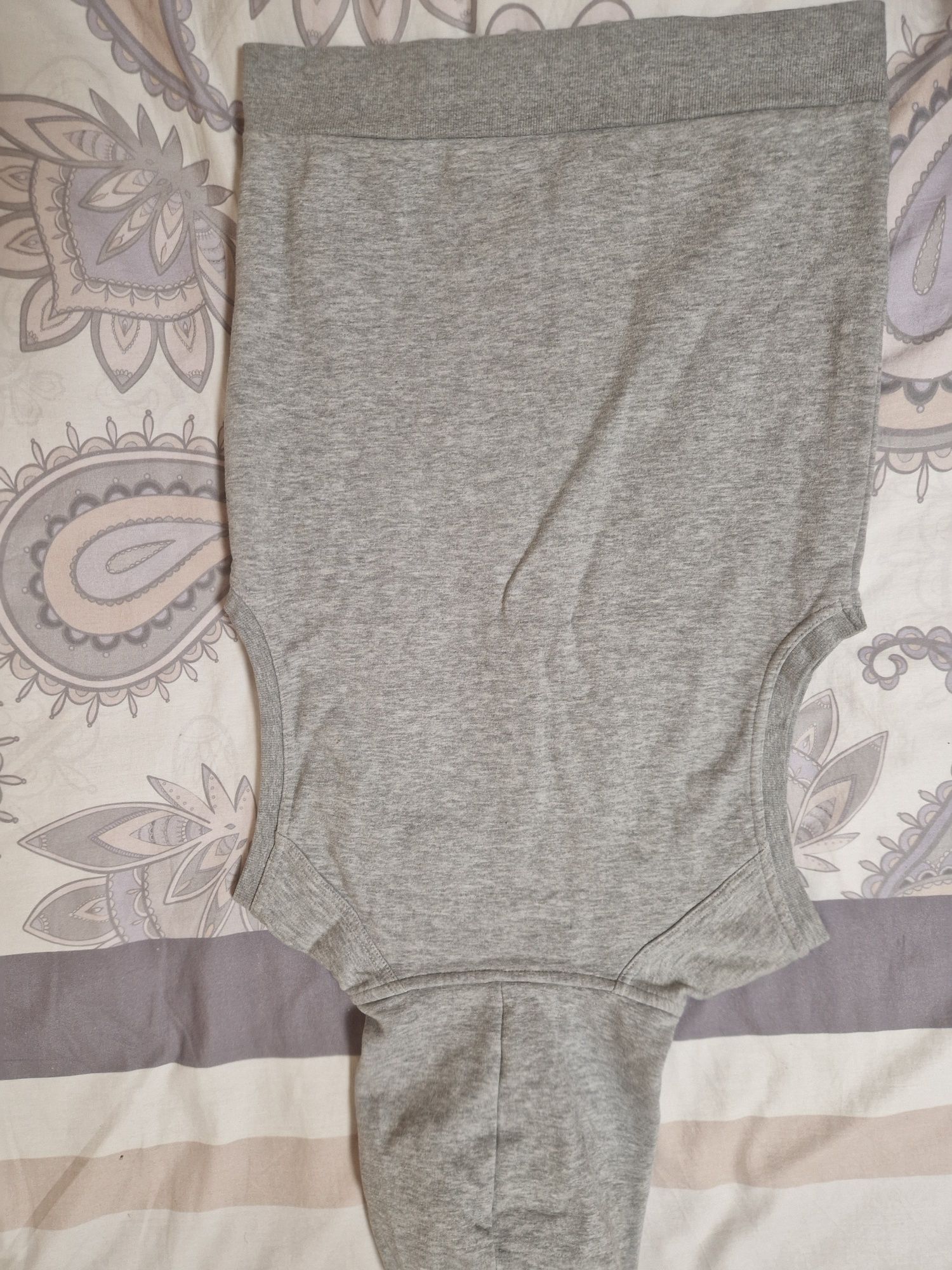 Елек от лека материя закупен от H&M