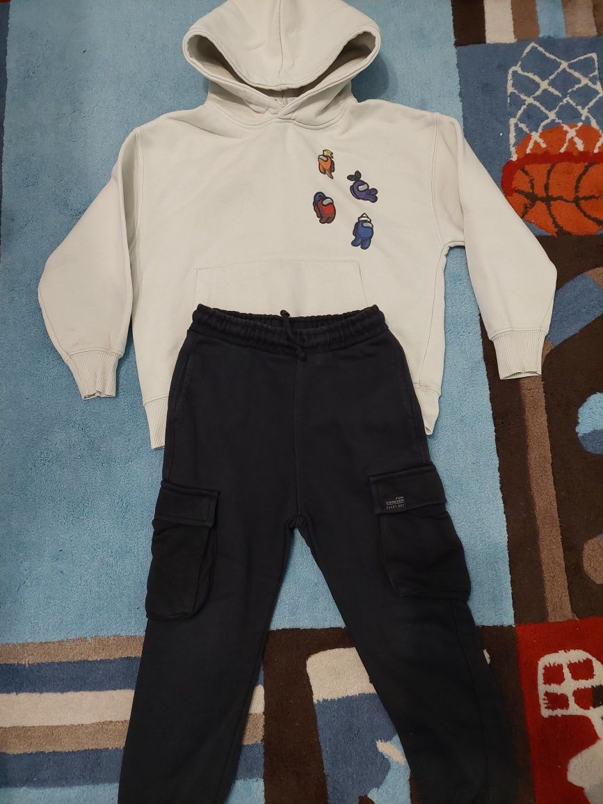 De vânzare pantaloni și hanorac Zara, mărimea 116 cm