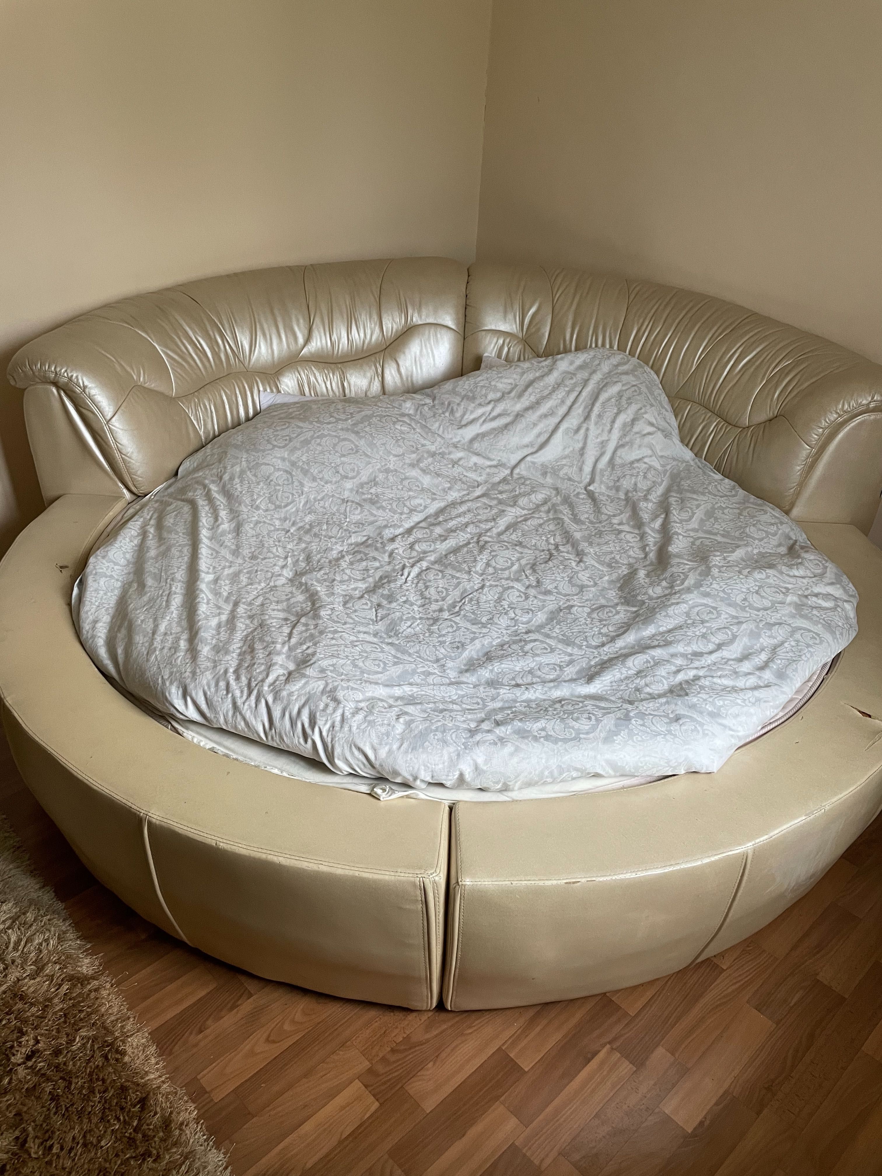 Мебель Круглая кровать