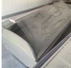 Прилавок витрина среднетемпературный и жарочная поверхность