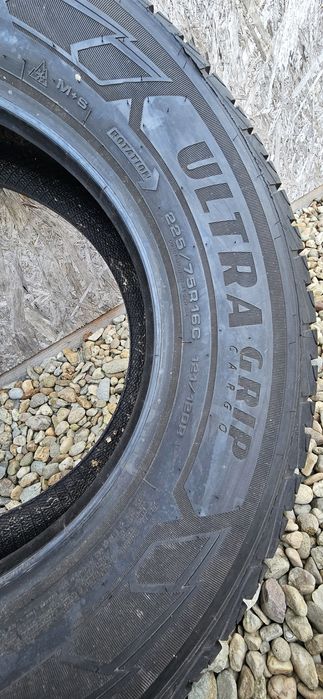 Anvelopa M+S Fulda 215/75 R16C 113/111 Goodyear 225/75 R16C 121/120R