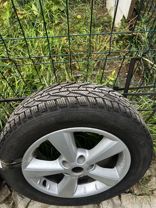 Roti iarna 215/60/17 anvelope dot 2023 Nissan