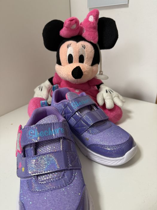 Papuci mov cu sclipici pentru fetițe