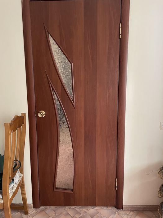 Продам двери межкомнатные