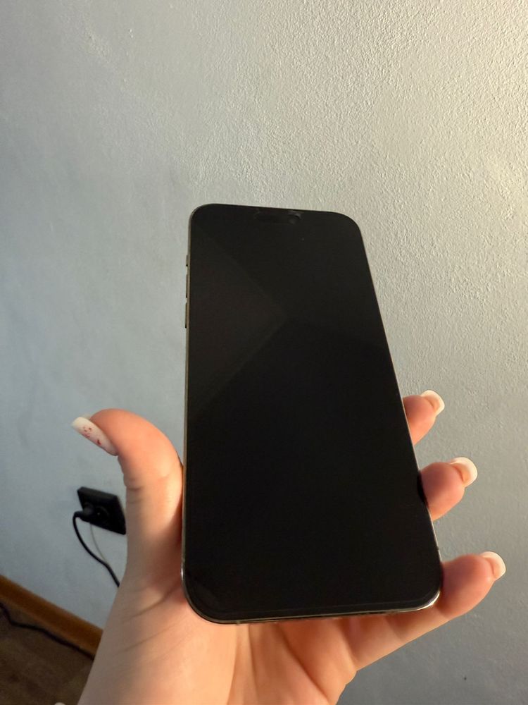 14 Pro Max/256gb/89% viata bateriei/ca nou/liber de retea