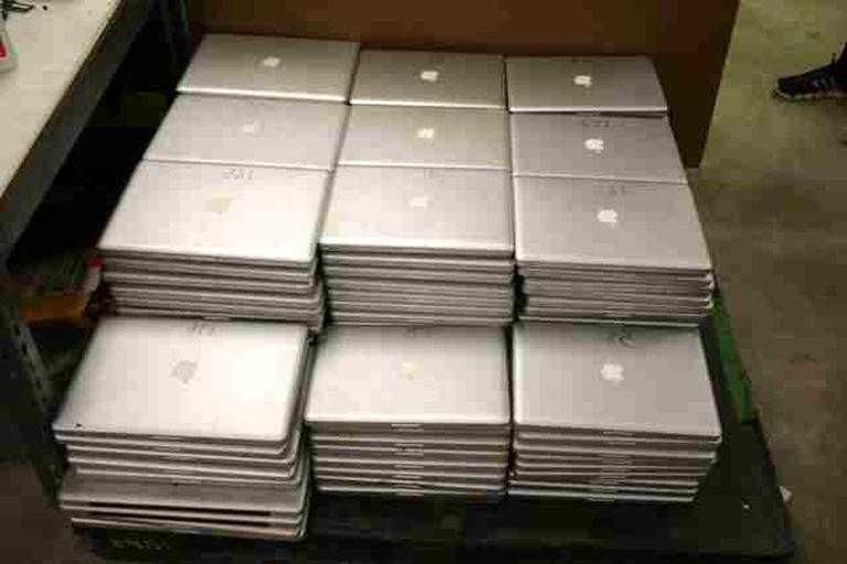 Macbook Pro Apple - Lot laptopuri 50 bucati