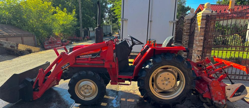 Tractor japonez YANMAR FX 24 cu încărcător frontal original