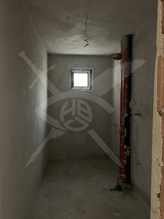 Продава се Тристаен апартамент в Варна, Бриз - 105 кв.м за 2096 €/кв.м - Снимка #5