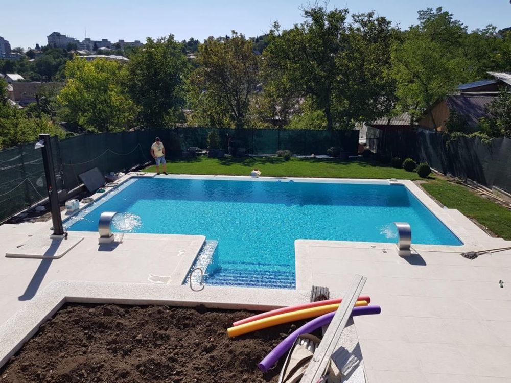 Constructi piscine !! Renovari picine , intretinere piscine