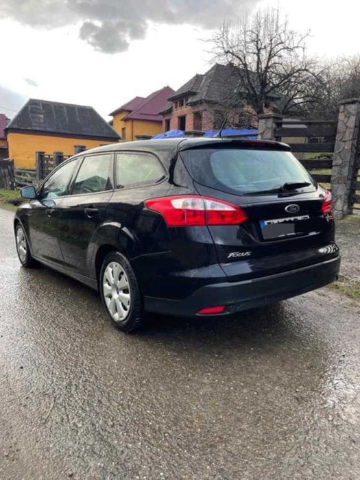 Mașină . Ford focus