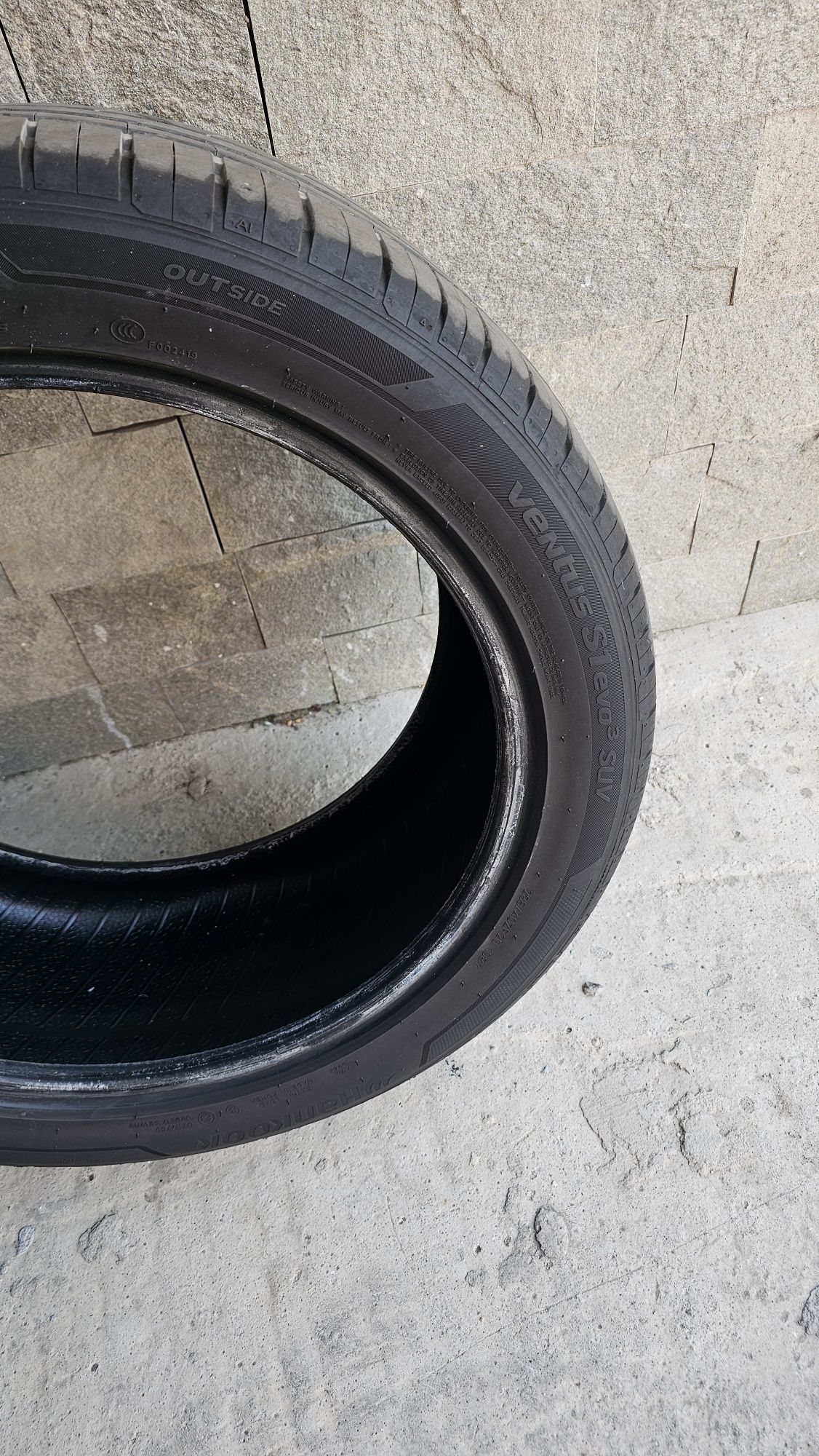 Гуми марка Hankook 285/40ZR20