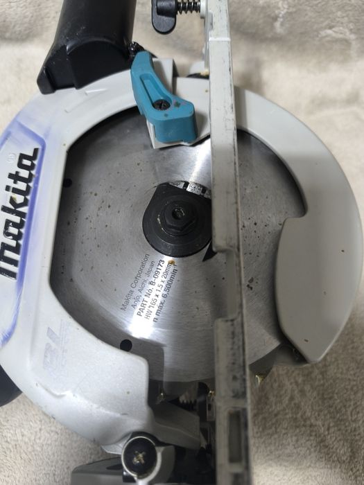 Circular Makita DHS680(2024)