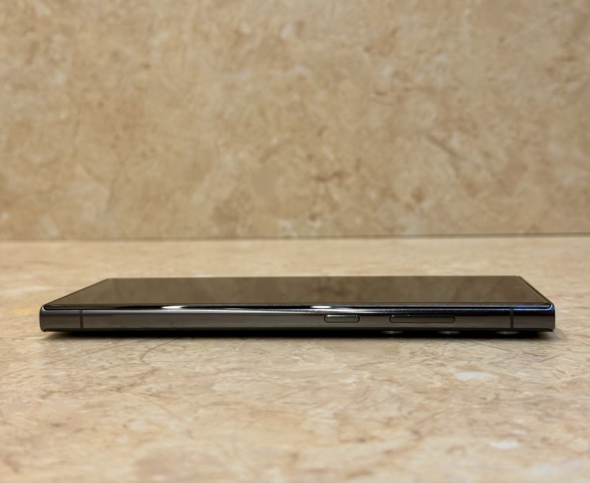 Samsung Galaxy S23 Ultra 256Gb - ОТЛИЧЕН