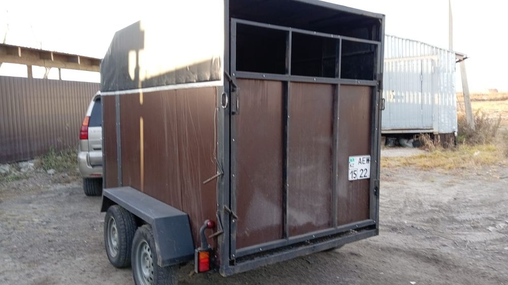 Продам почти новую коневозку