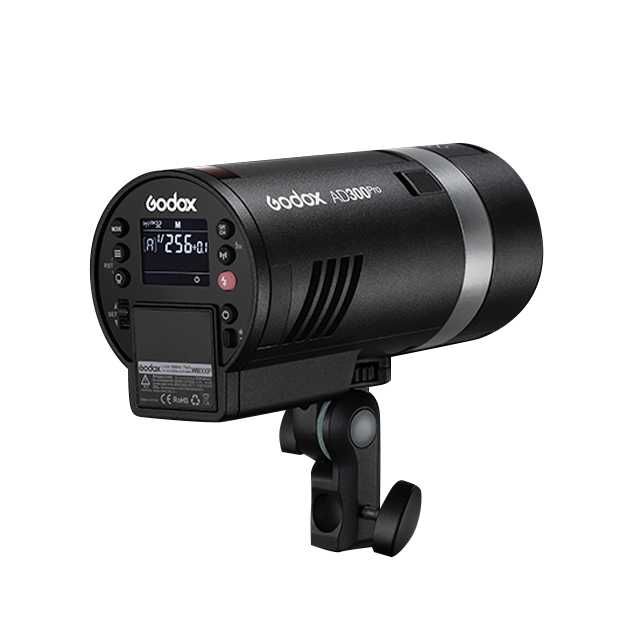 Преносима светкавица GODOX Witstro AD300PRO