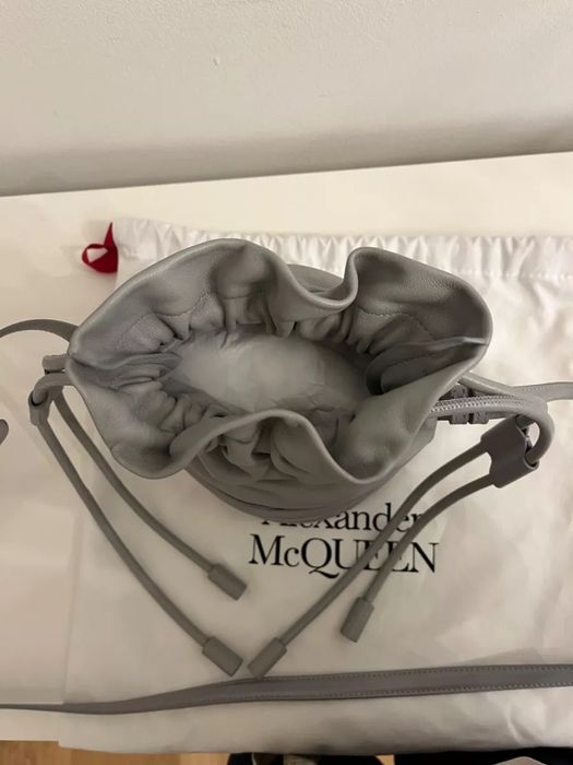 Alexander McQueen The Curve Soft Дизайнерска чанта