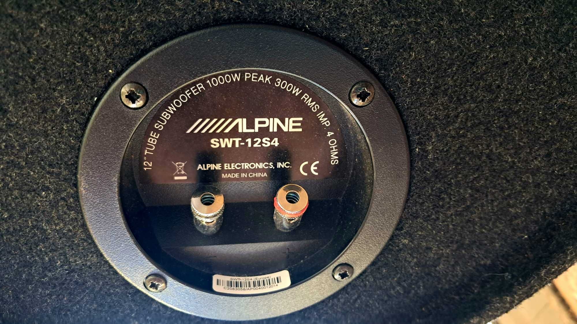 Subwoofer Auto Alpine SWT-12S4