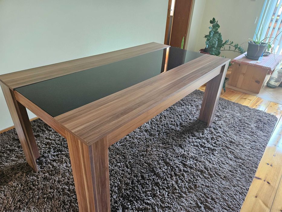 Трапезарна Маса.