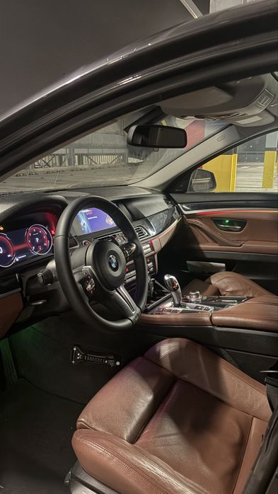 BMW Seria 5 F10 2.0 Bord Digital Trapa