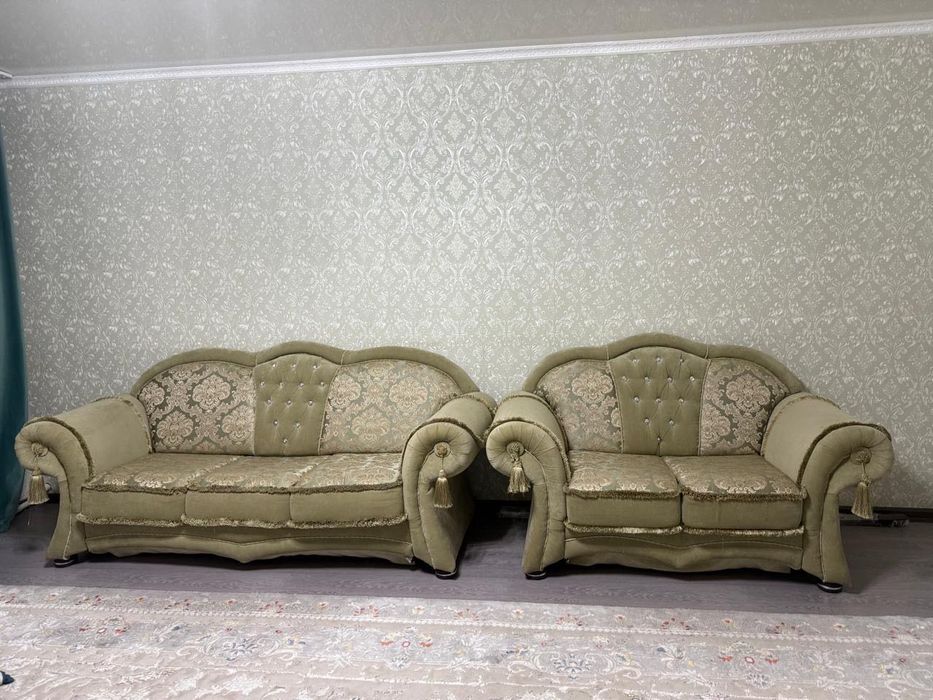 Продам диван большой