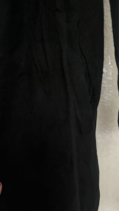 Риза Soliver и жилетка Mohito