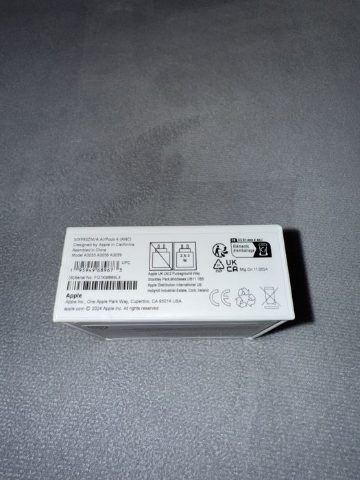 Airpods 4 noi sigilate