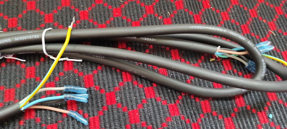 Cablu cu 5 fire x1,5 ideal pt plite, aer conditionat,