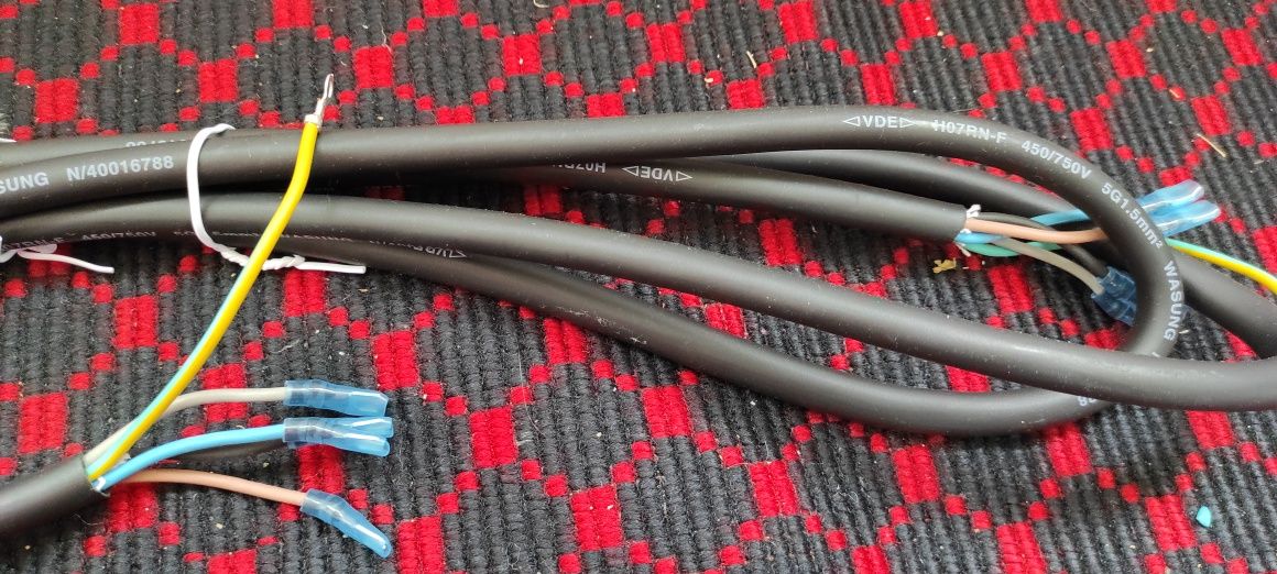 Cablu cu 5 fire x1,5 ideal pt plite, aer conditionat,