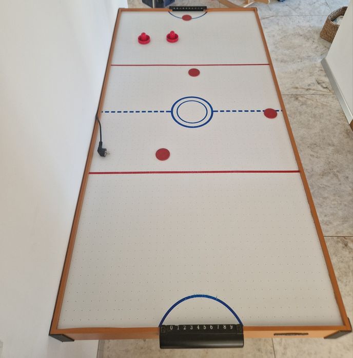 Masa de joc cu jetoane