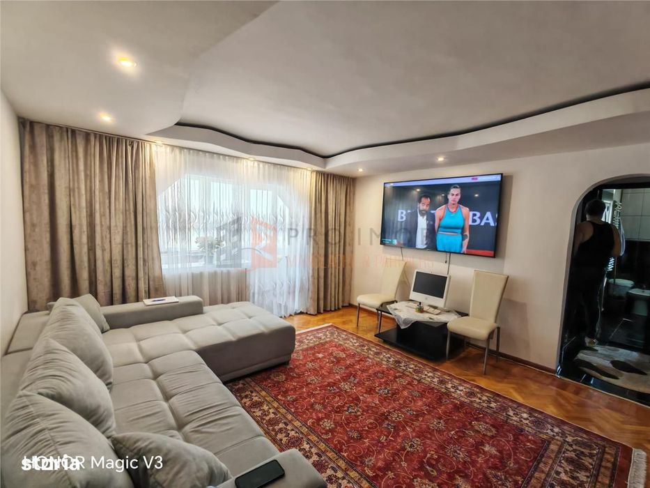 Apartament 3 camere confort 1 semidecomandat zona  Independentei
