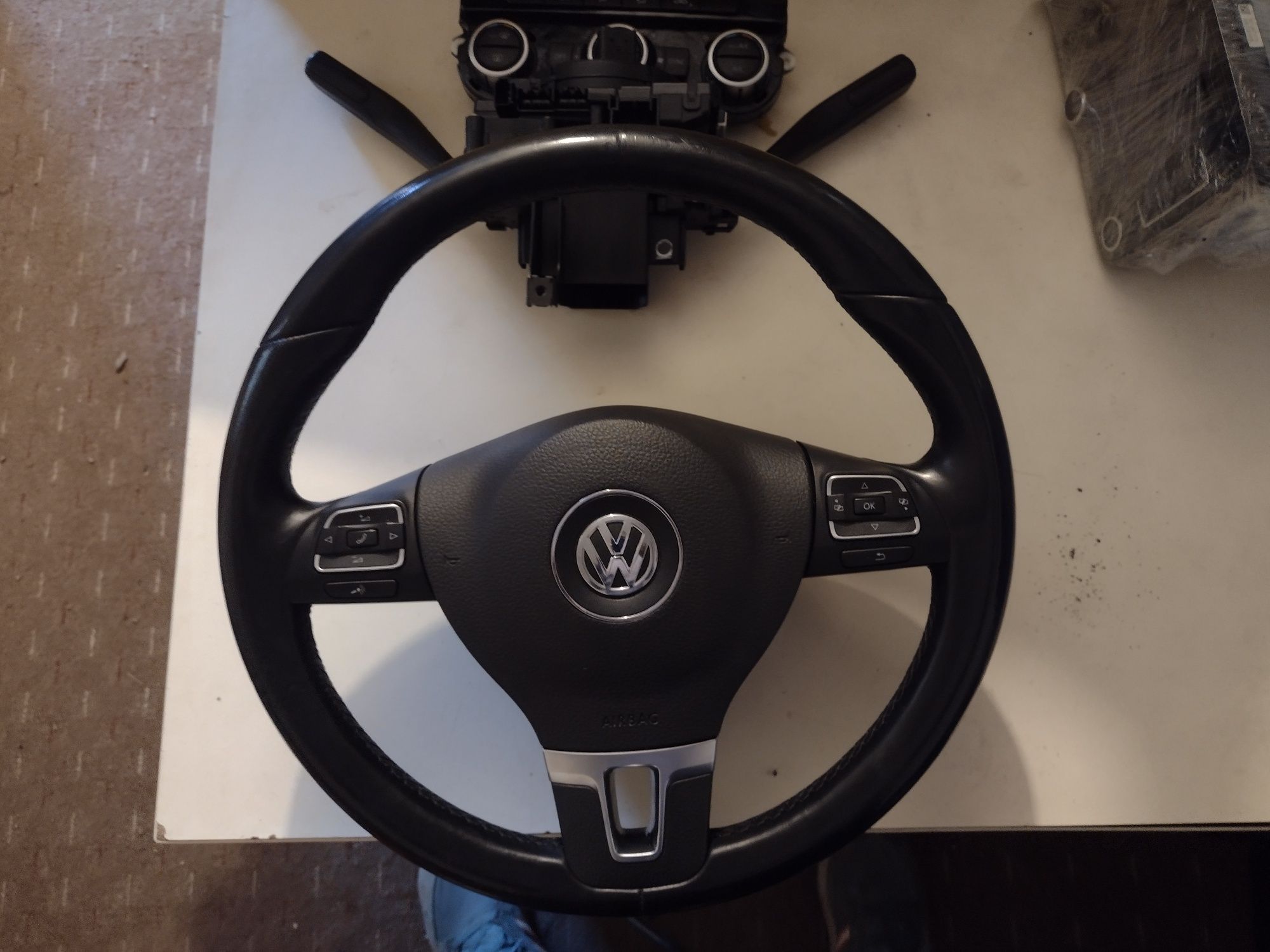 Volan cu airbag Volkswagen passat CC 2014 piese din dezmembrări