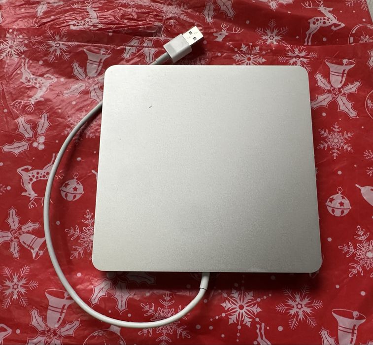 Apple записвачка Model - A 1379 / Ices-003 class