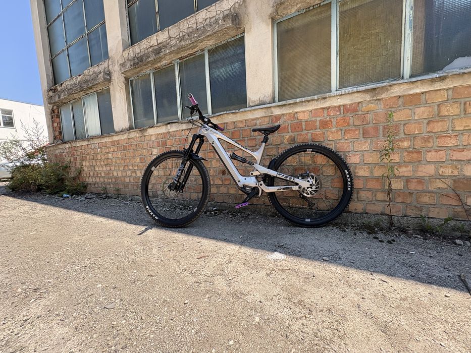 YT Decoy 29” L (e-Bike)