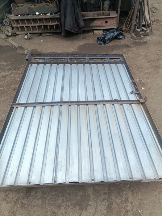 Продам ворота для дома