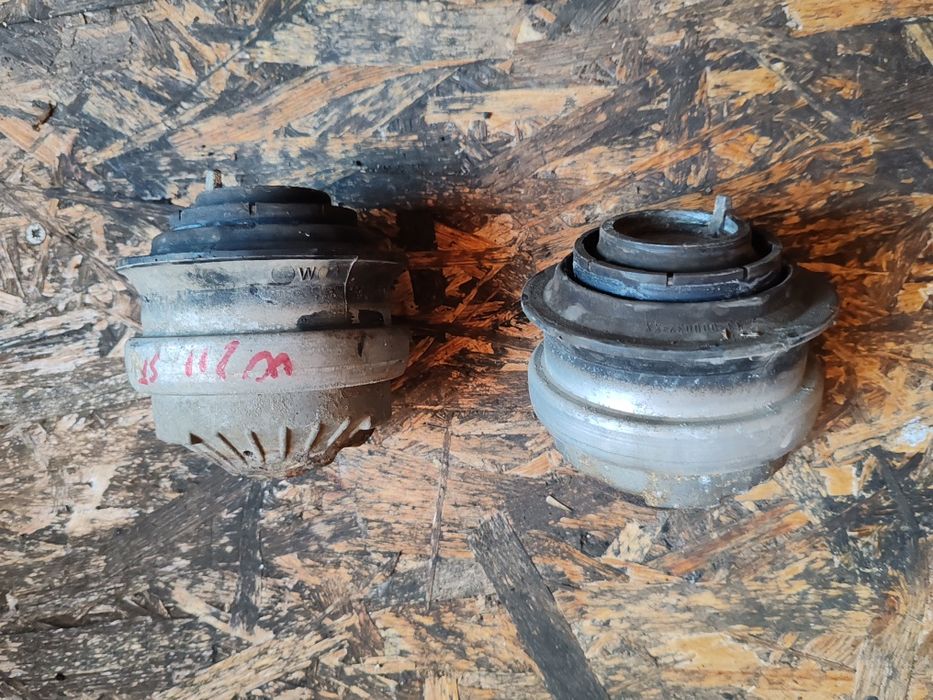 Suport motor Mercedes W211 150lei setul